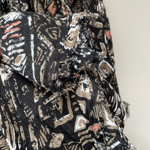 🌷5/$20🌷 Volcom Beach Cover-up - Picture 8 of 9